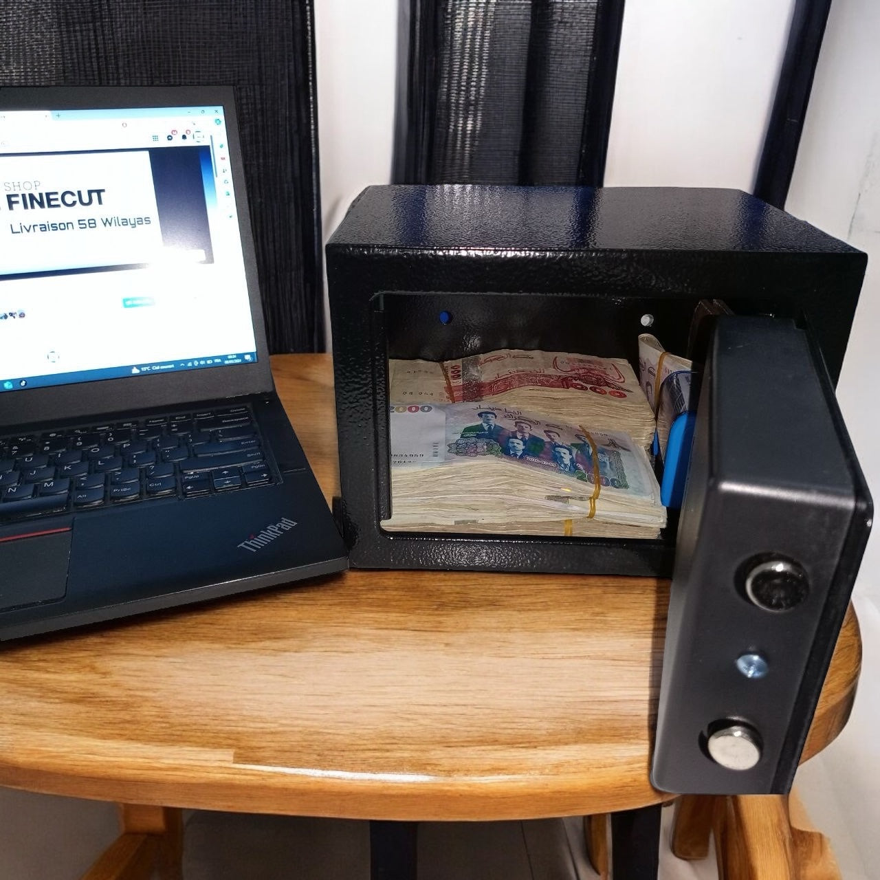 Mini coffre fort BEETRO