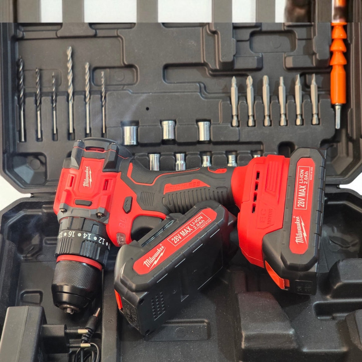Visseuse MILWAUKEE 28V accesoires