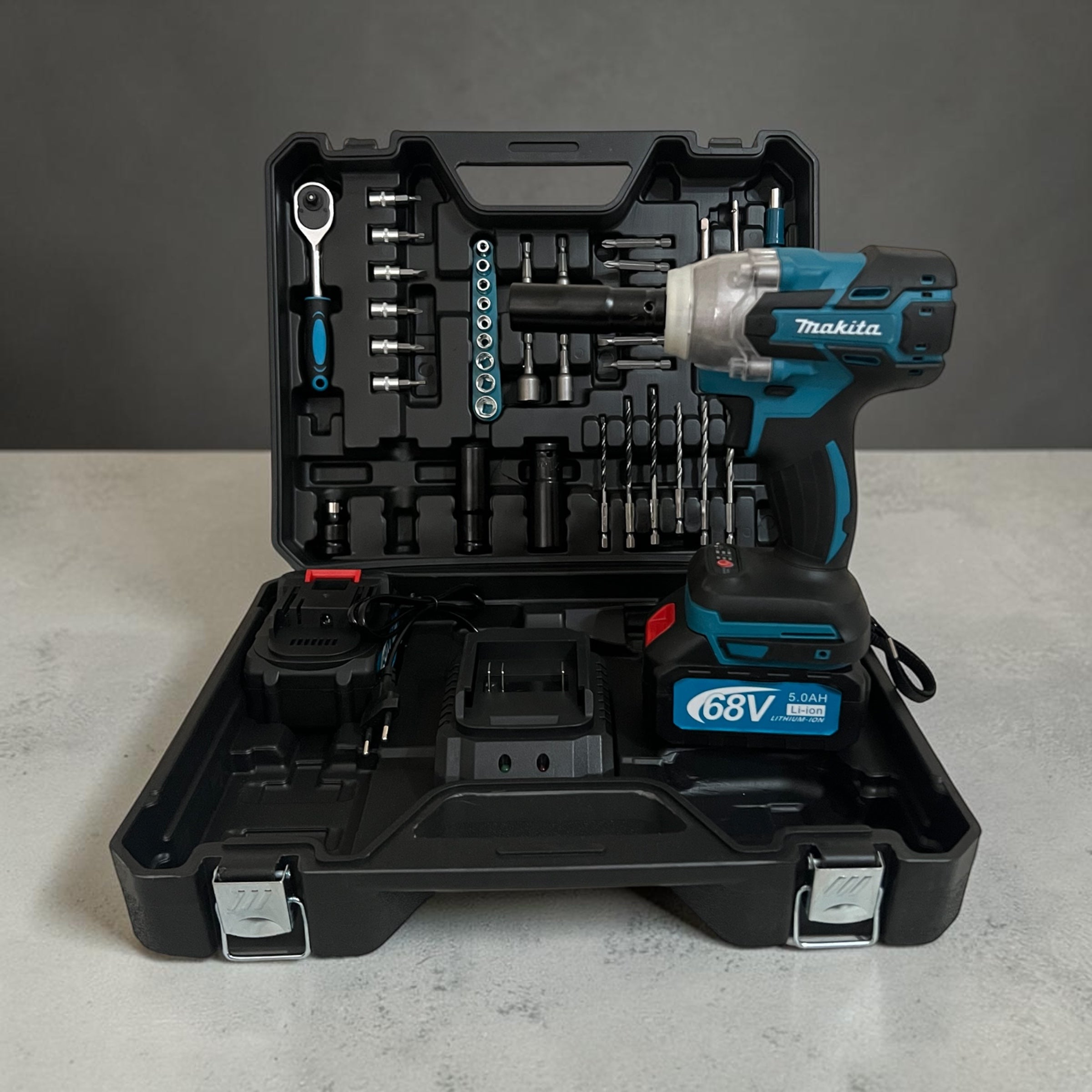 Boulonneuse a choc Makita 68v
