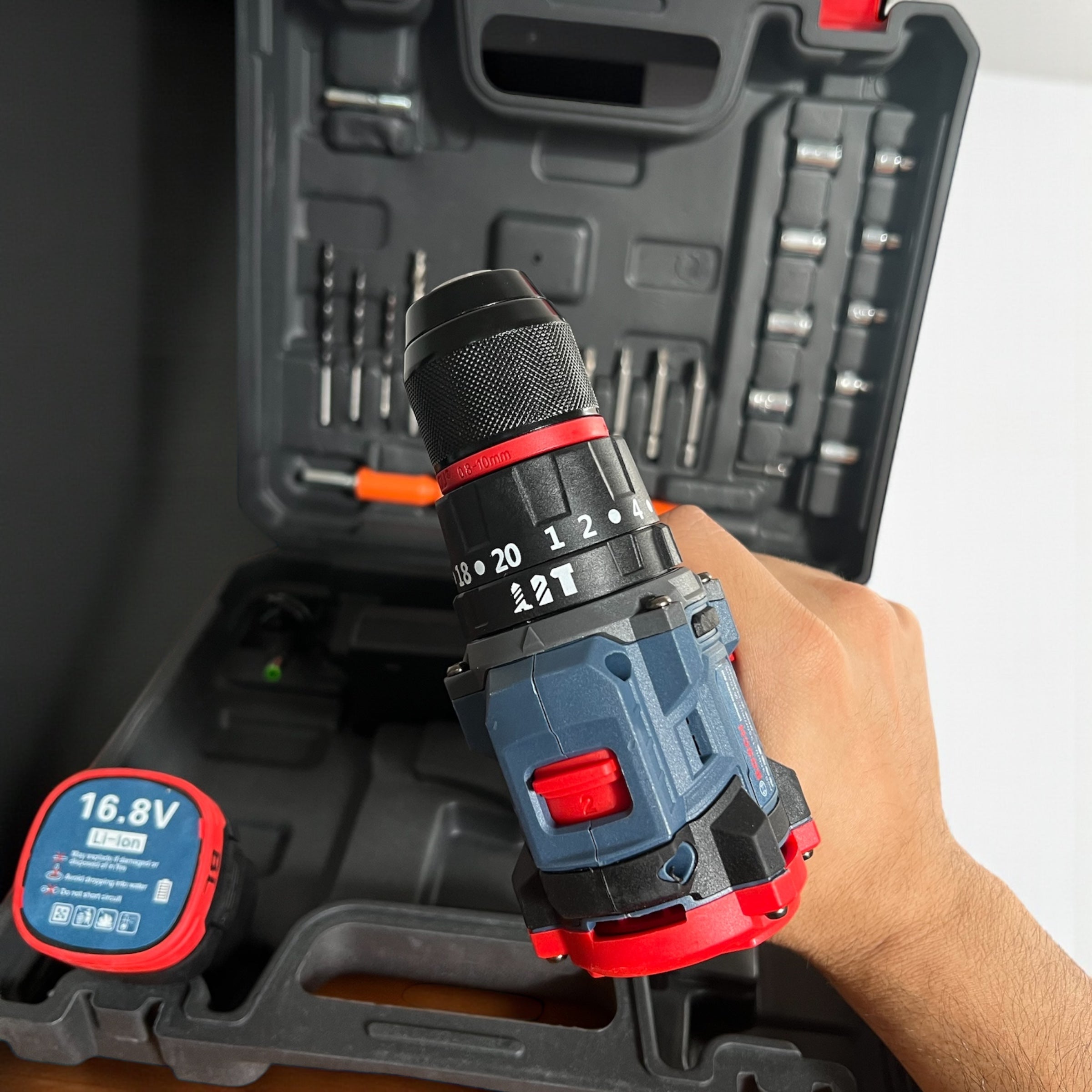 Visseuse Bosch 16.8v