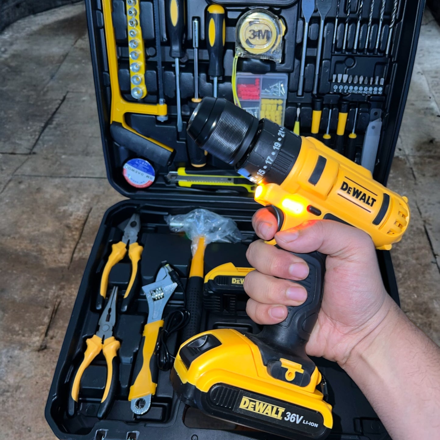 Caisse visseuse DeWalt 36v