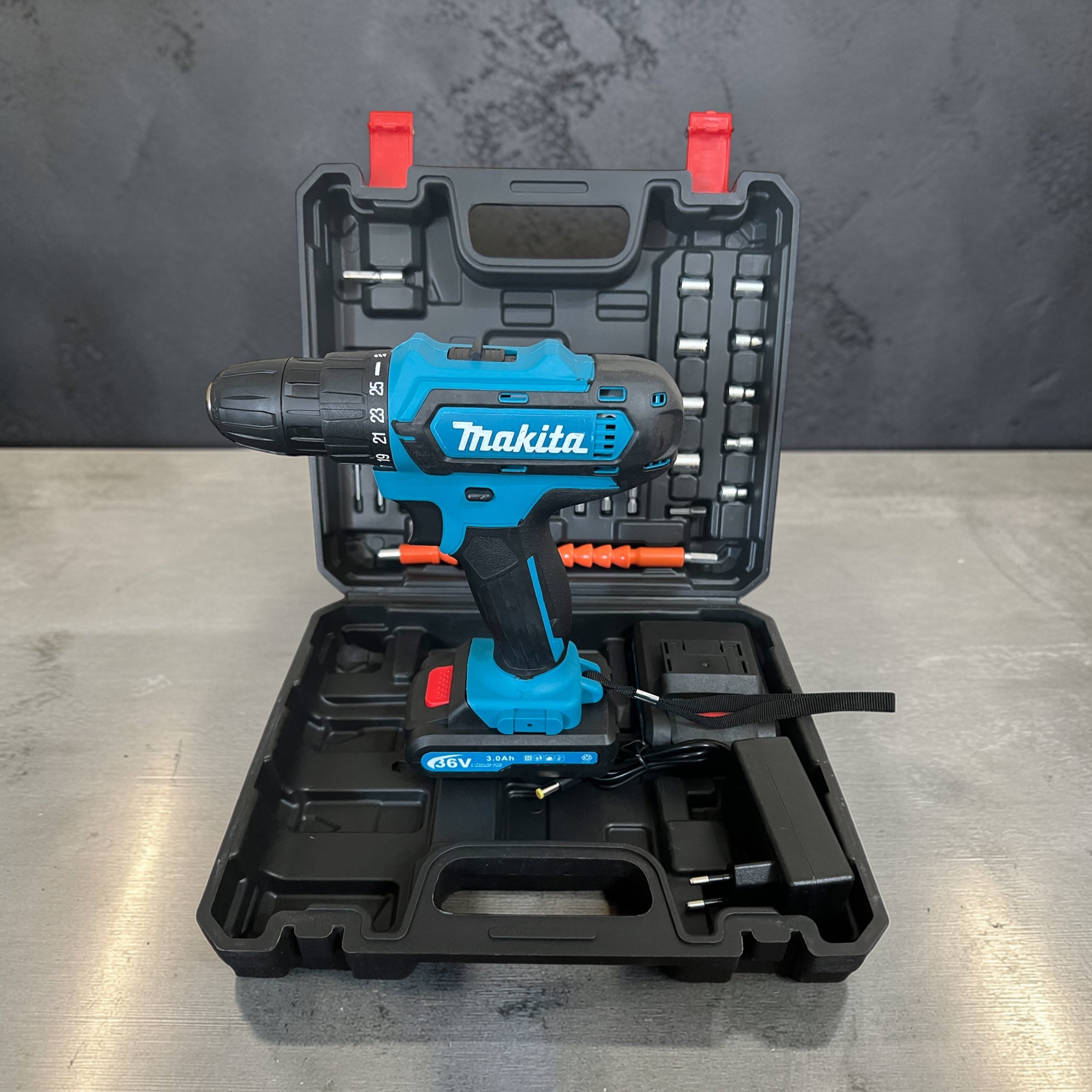 Visseuse Makita 36v nv pm
