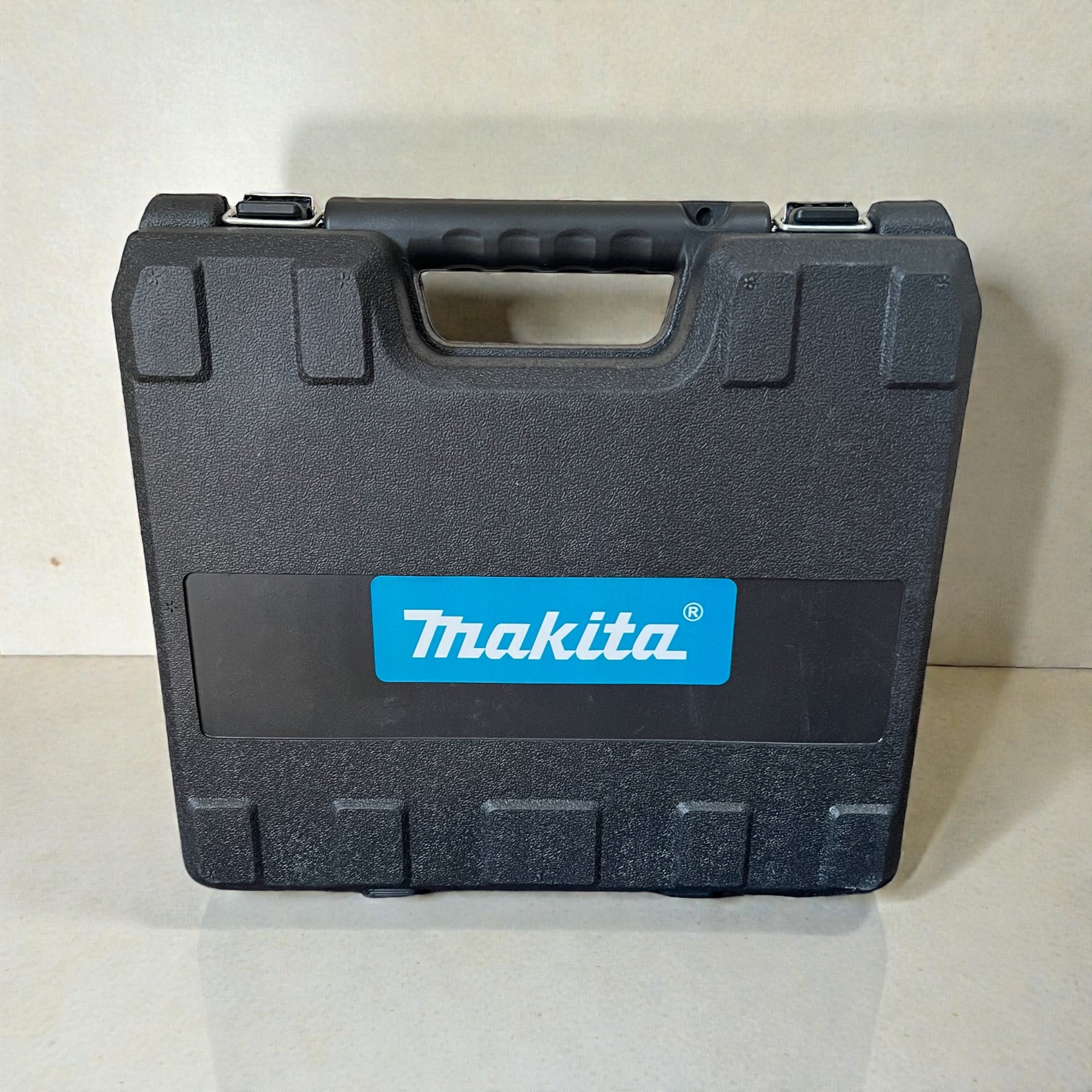 Boulonneuse a choc Makita 88v