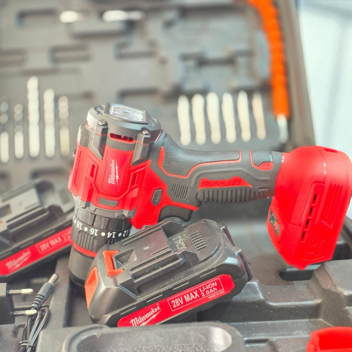 Visseuse MILWAUKEE 28V accesoires